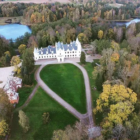 Castle 3* Алатскиви