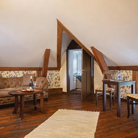 Castle Hotel Alatskivi